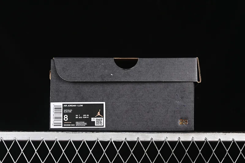 All categories Air Jordan Jordan series basketball shoes Air Jordan 1 Low Air Jordan 1 Low AJ1 Joe 1 black and white low-top retro basketball shoes 553558-043